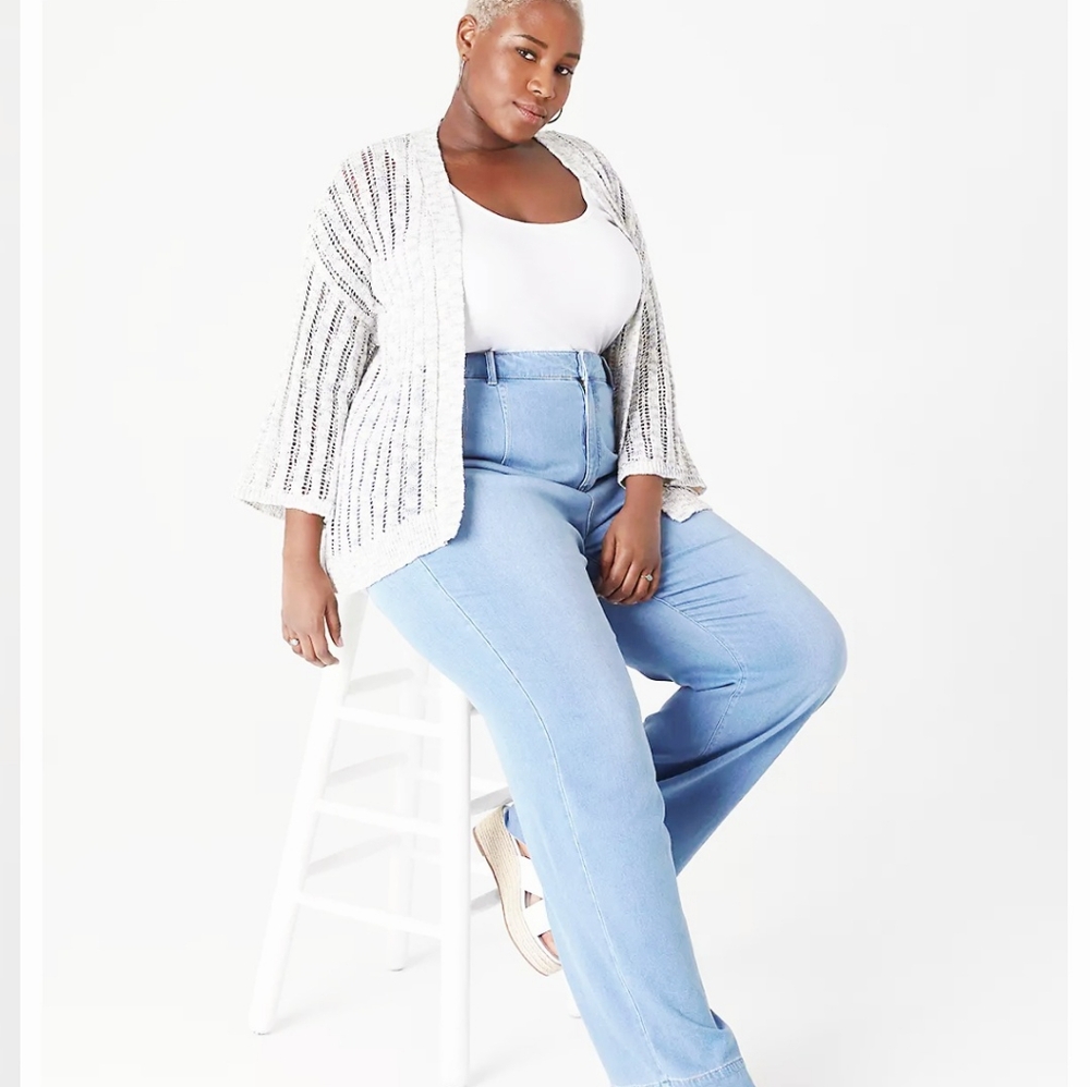 New Lane Bryant Cropped White Knit Open Front Cardigan. 